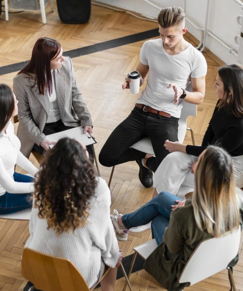 Formation gestion du stress au travail - participants en atelier d'échange et d'expérimentation